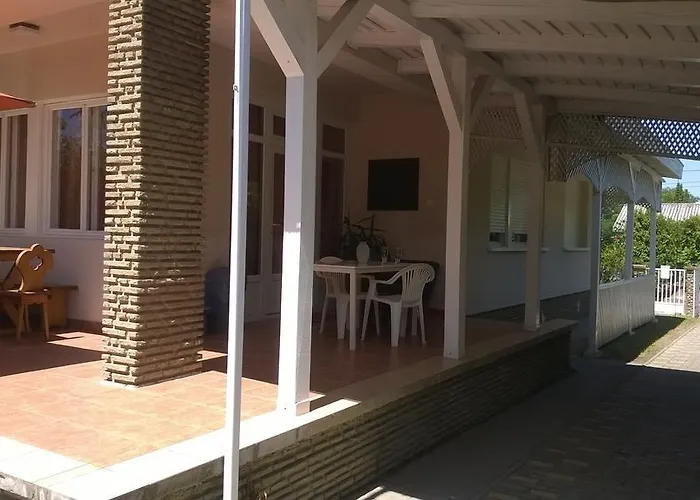 Feriehus Eva Vendeghaz *