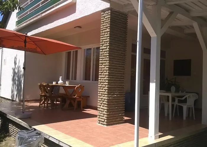 Eva Vendeghaz * 발라톤엘